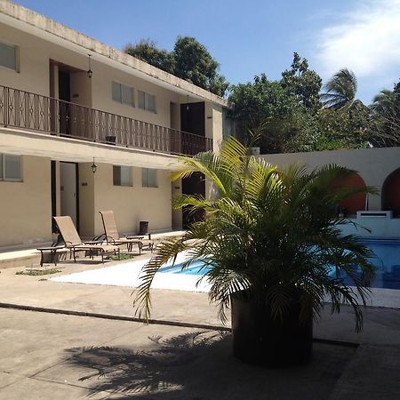 Hotel Zirahuen Lazaro Cardenas  Exterior photo