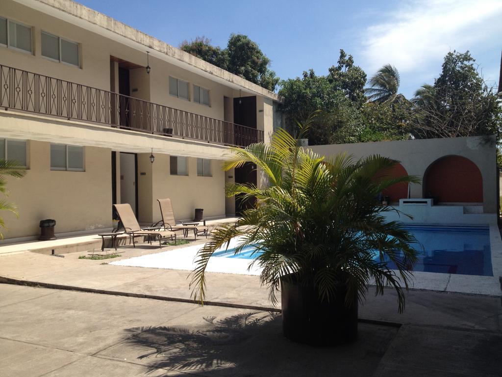Hotel Zirahuen Lazaro Cardenas  Exterior photo